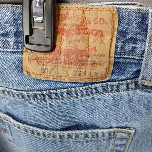 Levi's 501xx men's button fly blue jeans sz 36x34. 265 104pm - Picture 5 of 7